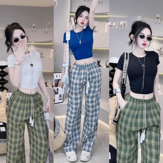 Sét bộ đồ áo thun quần sọc carô hottrend cho nàng mang năng động cá tính