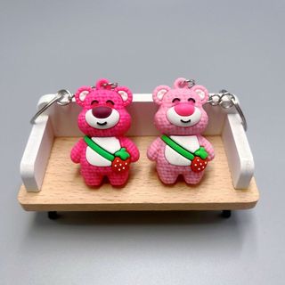 Móc Khoá Gấu Dâu Lotso PVC