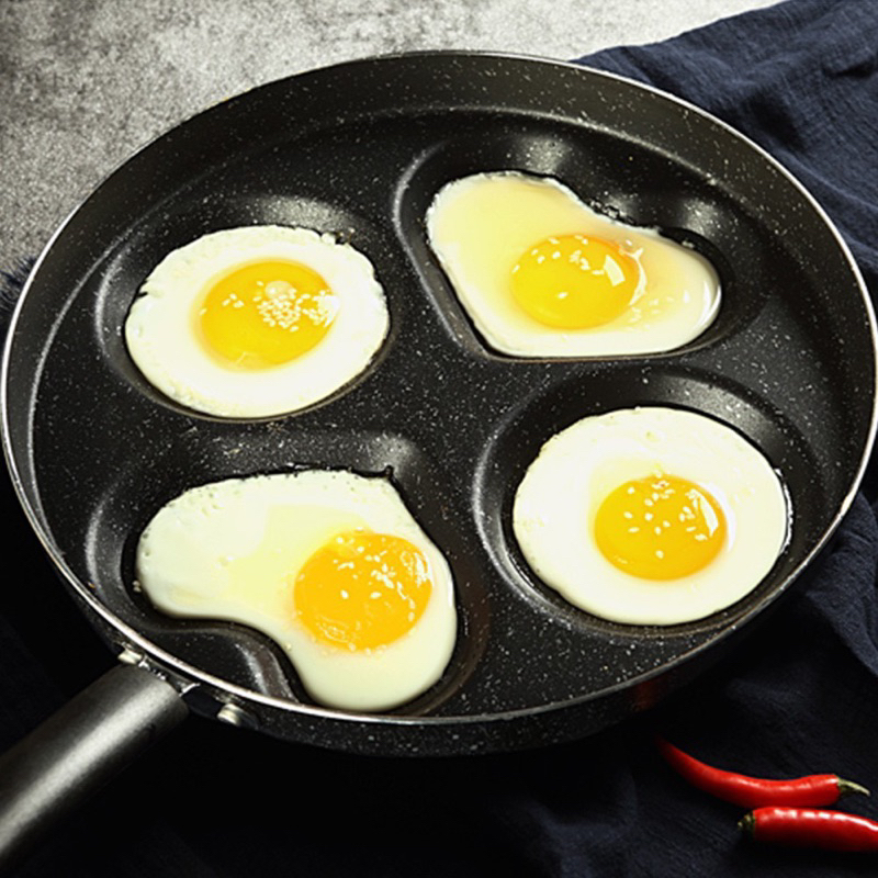 Chảo Chiên Trứng Chống Dính 4 Lỗ Hình Trái Tim