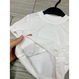 Áo phông trắng HM