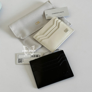 Ví đựng thẻ Leather Multi-Slot CNK
