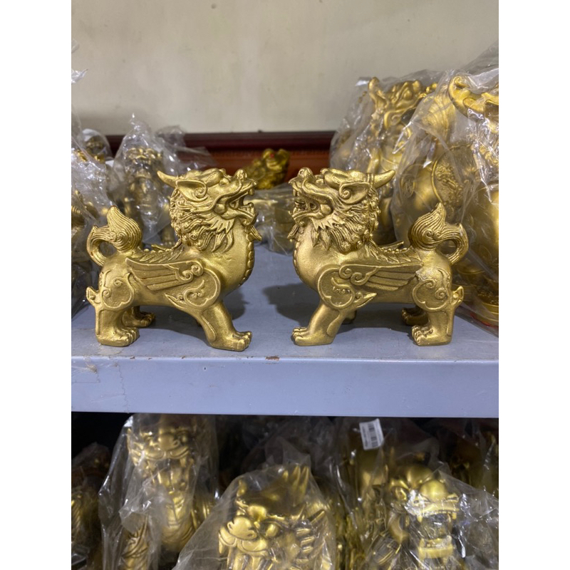 Tuỳ hưu cánh đẹp 9x 9x 800gr làm bằng đồng