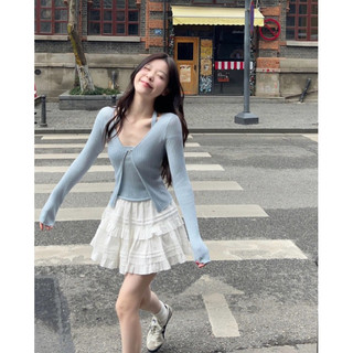 Set 3 món: khoác crop + áo cổ yếm + chân váy tầng