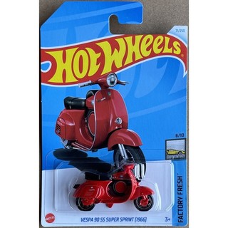 Xe mô tô mô hình hot wheels vespa 90 ss super sprint