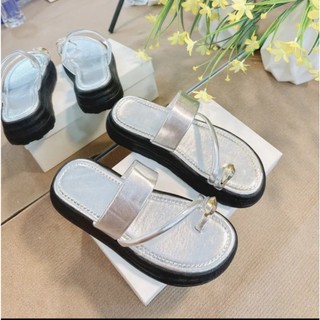 Dép Nữ Xỏ Ngón Đế Cao 4cm, Dép Nữ Giá Rẻ Đi Êm Chân, Phù Hợp Đi Chơi, Đi Làm.sỏ ngón 3p bạc A8
