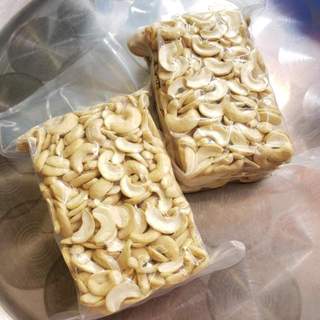 500g Hạt điều tươi nhân trắng (hạt điều nấu sữa), làm bánh Loại Vỡ đôi - Raw Cashew