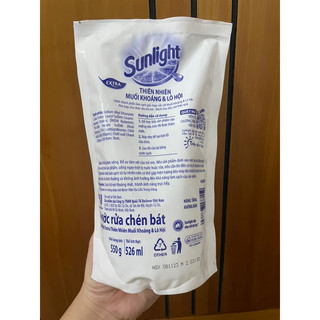 Nước Rửa Chén Sunlight Thiên Nhiên Chai 370gr