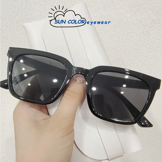Kính râm vuông nam nữ SUNCOLOR mắt đen gọng nhựa form basic dễ phối đồ