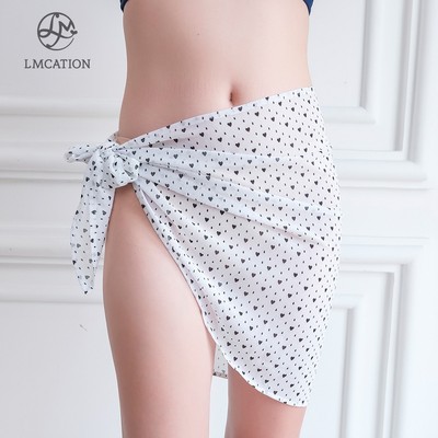 (Tặng kèm quà) Khăn quấn đi biển đa năng LMcation Vera - Chấm bi trắng
