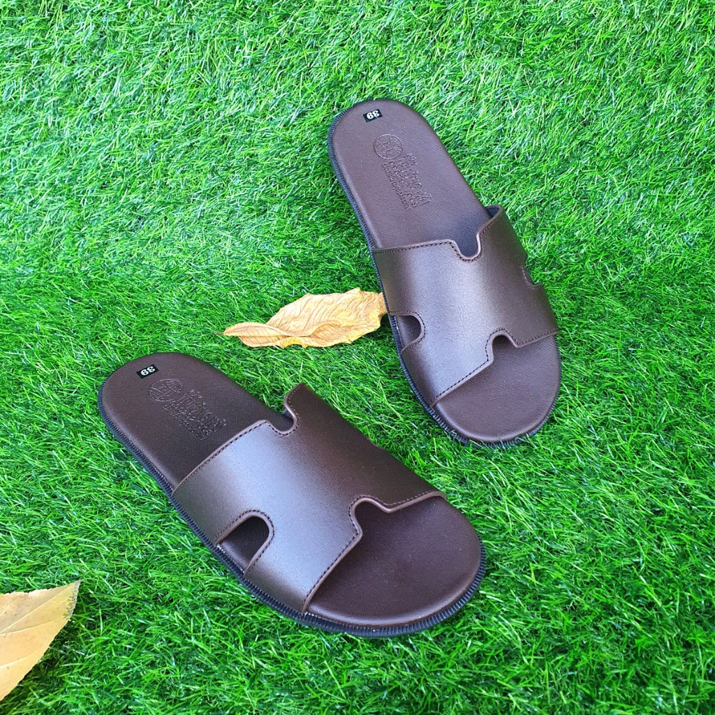 Dép da nam quai ngang chữ H Trường Hải màu nâu da bò thật DN140N