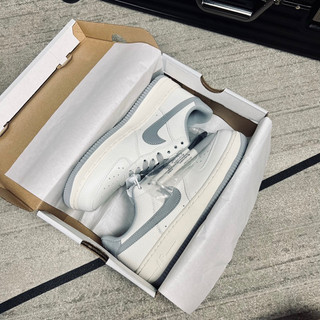 [titshop]af1 móc xám bút ( tặng kèm 2 chiếc bút) full box