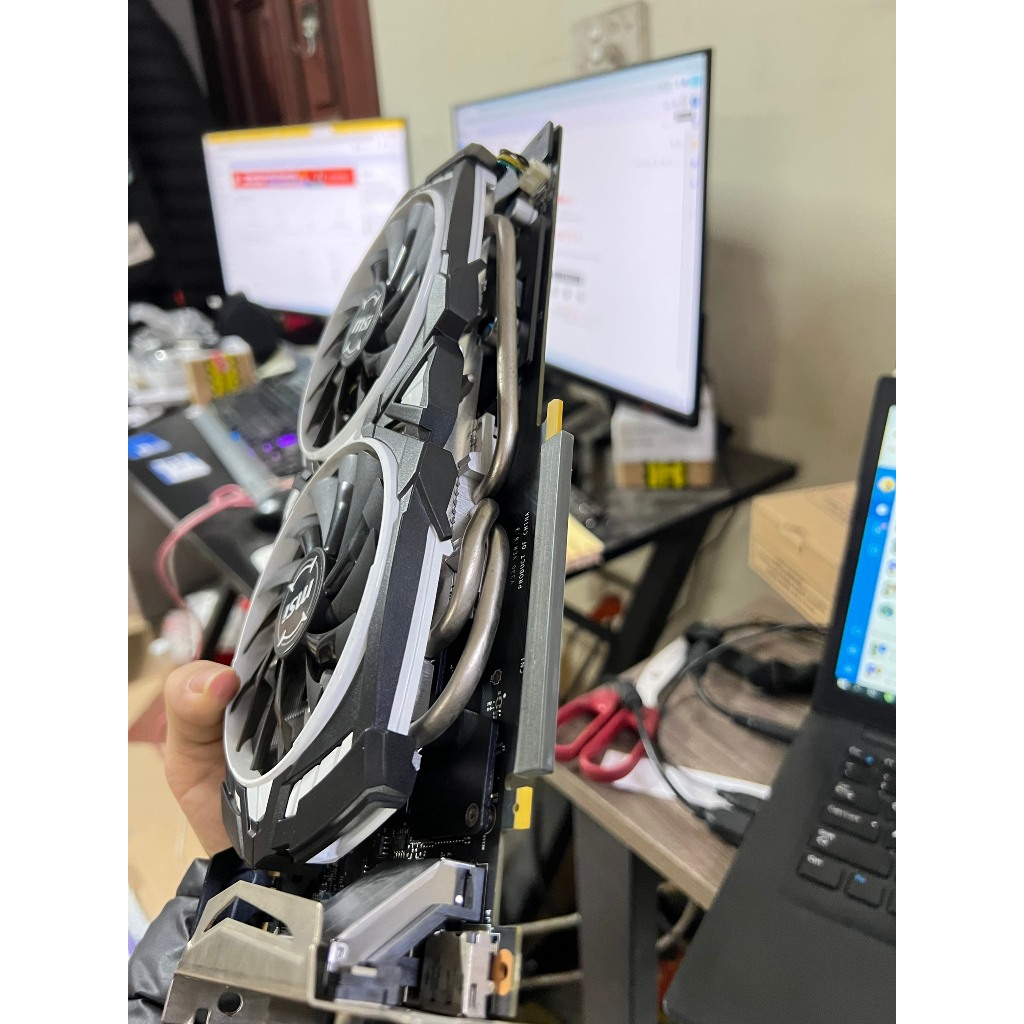 Card màn hình MSI Radeon RX 580 8G AMOR, HÌNH THỨC ĐẸP, BẢO HÀNH 3 THÁNG | BigBuy360 - bigbuy360.vn