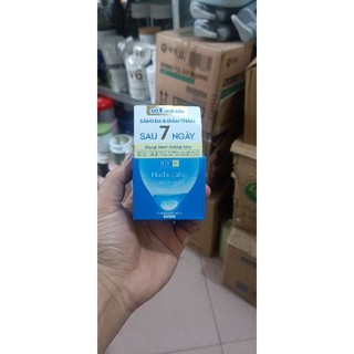 kem dưỡng trắng da hada labo