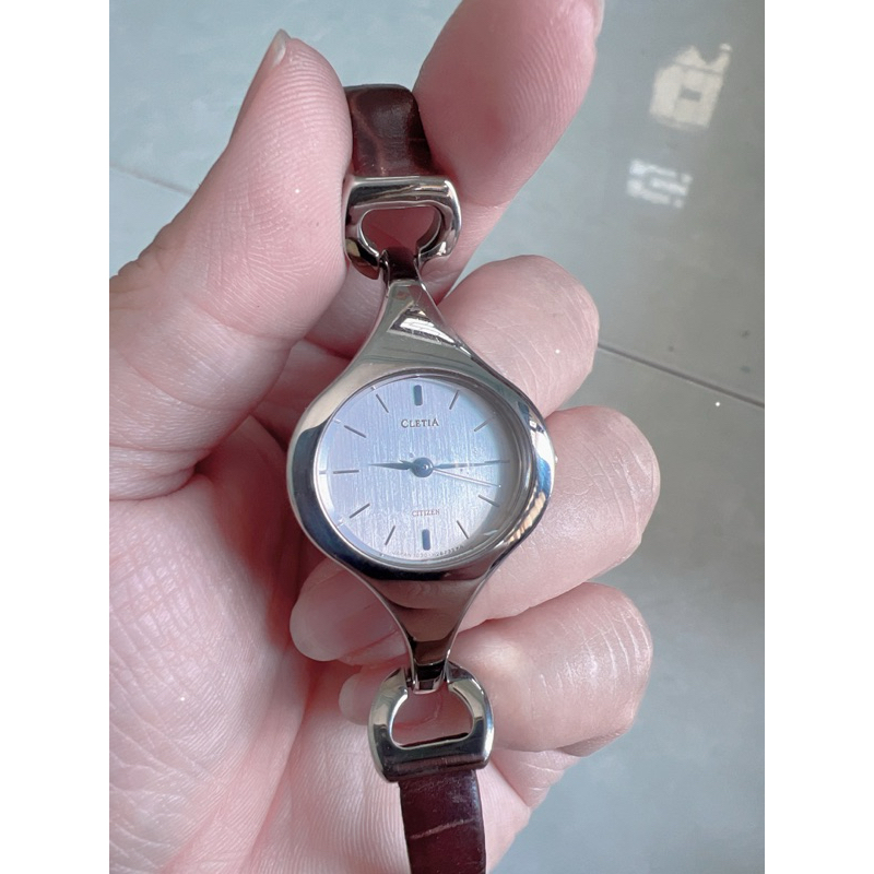 đồng hồ nữ hiệu citizen cletia quartz