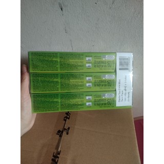 Kem đánh răng ông tây Thái Lan ( Hộp 2 tuýp, trọng lượng mỗi tuýp 150 g - Hàng chuẩn)