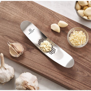 Dụng cụ ép tỏi Wagensteiger