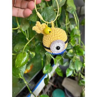 Móc khoá len Minion có chuông