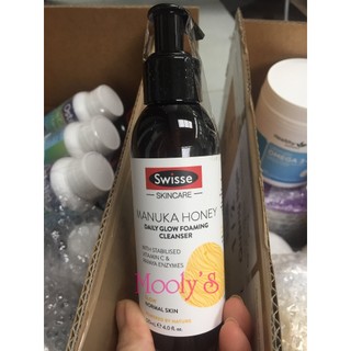 Sữa rửa mặt Swisse Skincare Manuka Honey Daily Glow Foaming Cleanser 120ml