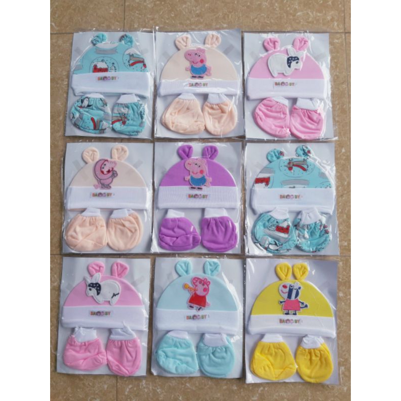 Set mũ bao tay chân (1 mũ, 1 bộ bao tay, 1 bộ bao chân)