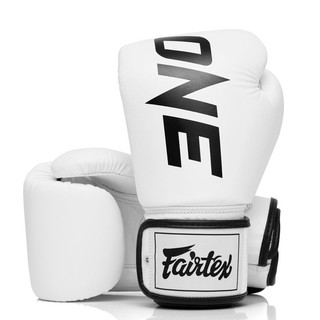 Găng tay Boxing Muay Thai Fairtex One - White