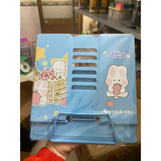 Giá đỡ sách chống cận thị cho bé