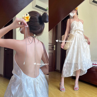 Đầm voan hoa nổi dây rút kim loại cổ yếm hèo chinh chắn
