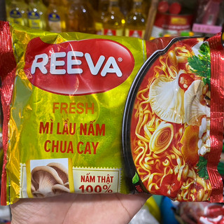 Mì lẩu nấm chua cay reeva gói 85g