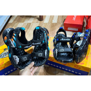 sandal bé trai dép cho bé đi học đi chơi kiểu dáng thể thao chữ khâu đế êm chân chống trượt mẫu mới QCCC full box b23