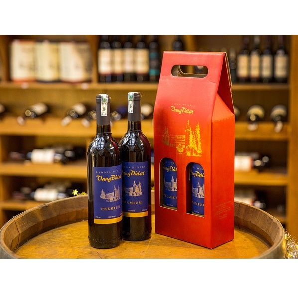 Rượu Vang Đà Lạt Premium Red wine 750ml 12% Giống Nho Carbernet Sauvigon &amp; Merlot