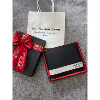 Ví khắc tên theo yêu cầu da saffiano nhập khẩu cao cấp, fullbox hộp và túi giấy bh 12 tháng phù hợp làm quà tặng