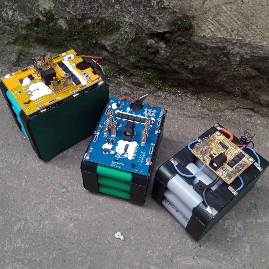 Pin Đóng Makita lõi samsung 20cell 15cell Dung Lượng Cao, Chân Pin Phổ Thông Dùng Cho Máy Khoan, Siết Bulong, Khoan Bê T