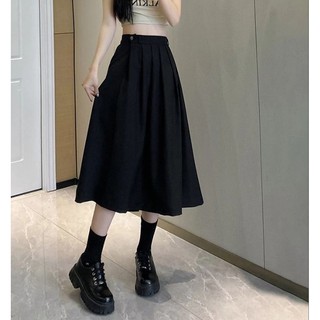 VÁY XẾP LI ĐEN PHỐI NÚT