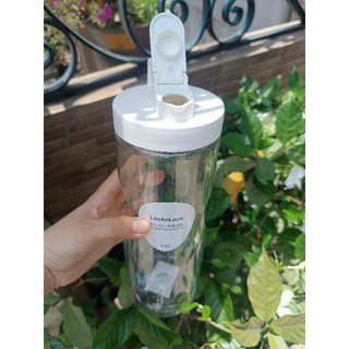Bình đựng nước Lock&Lock Easy Grip dung tích 1.5L HAP813