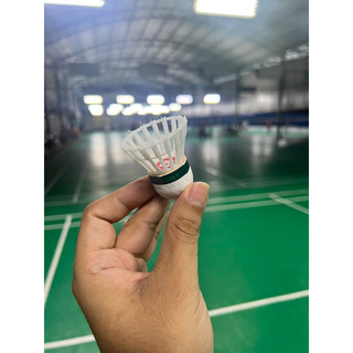 Đế quả cầu lông cũ, ko móp làm móc khoá và đan len trang trí