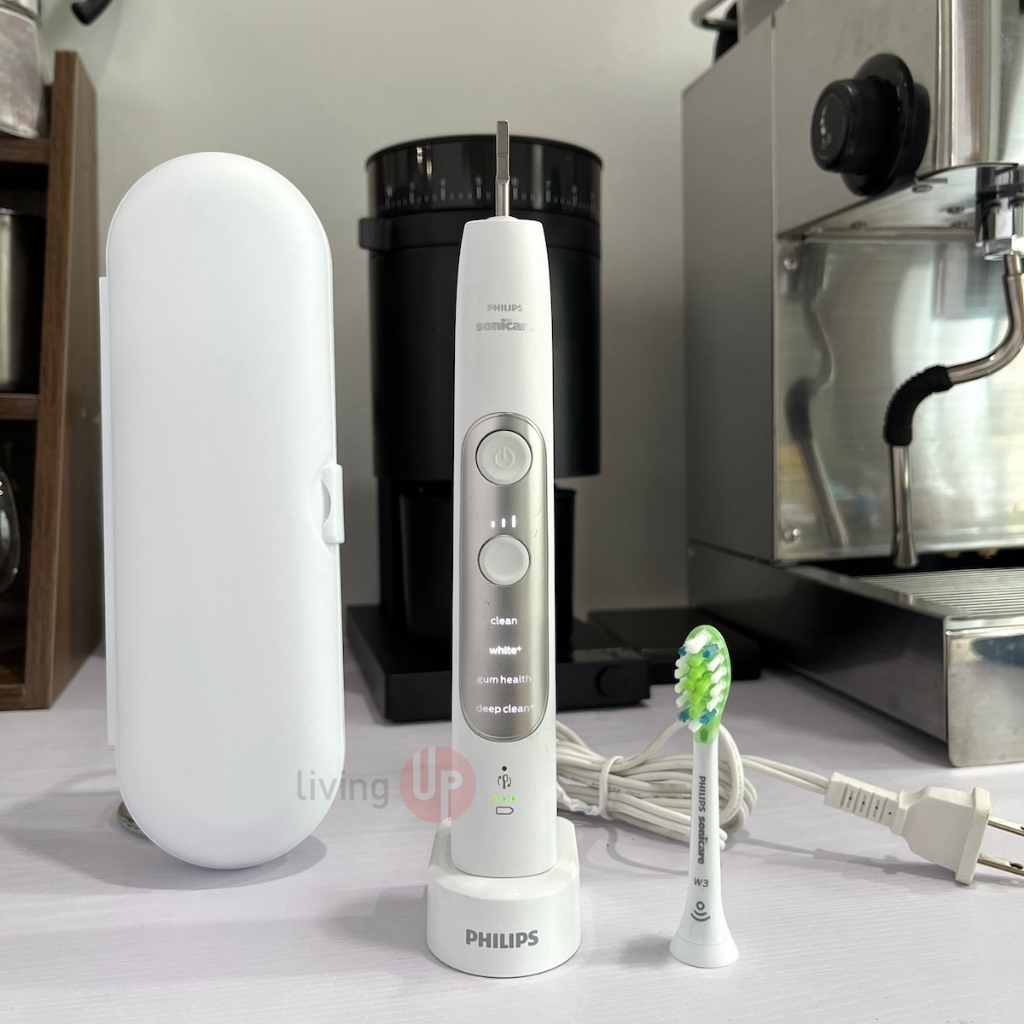 Bàn chải điện Philips Sonicare ExpertClean 7700 HX962 hàng trưng bày