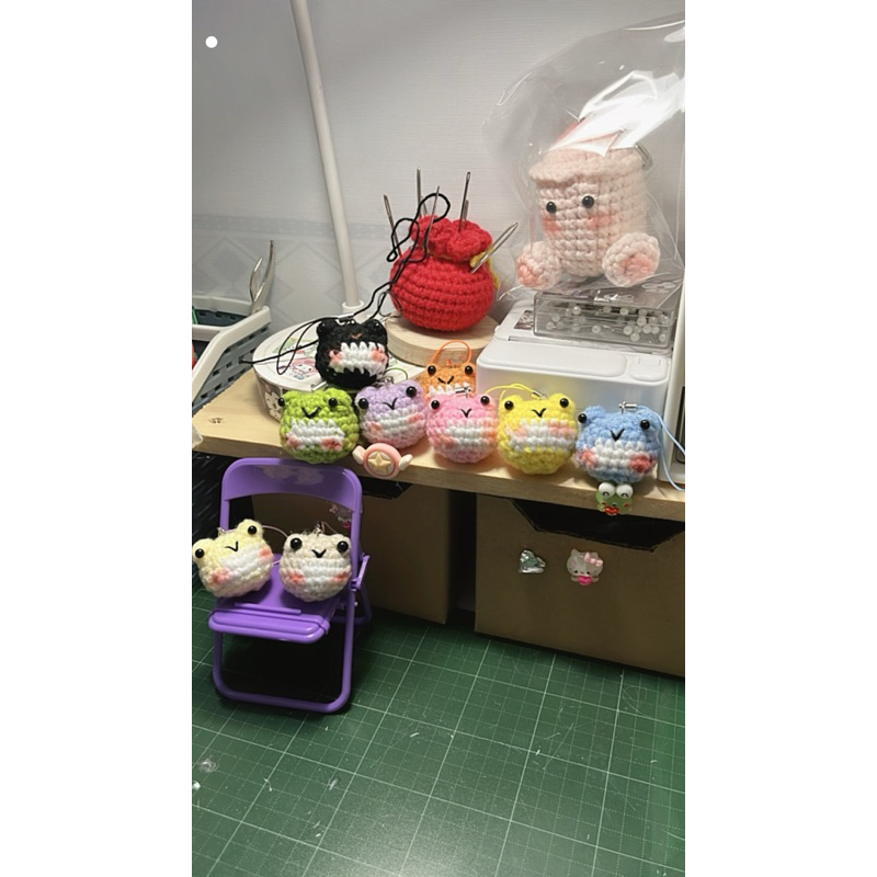 Móc khóa ếch ú mini len handmade siu iu