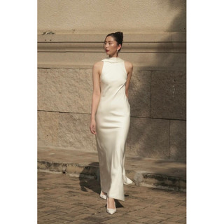 Đầm maxi dáng dài ôm lụa satin màu kem huong boutique - hbv1284