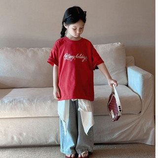 Áo thun đỏ cho bé trai bé gái chữ holiday b79-21432