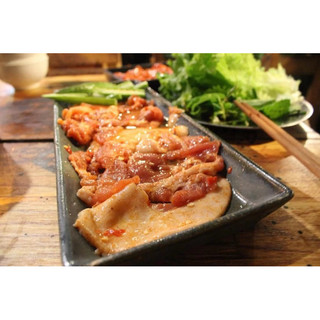 VÚ HEO ƯỚP CHAO 1kg ( hai hộp 500g)