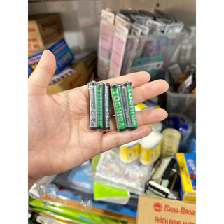 1 cặp pin tiểu aaa toshiba