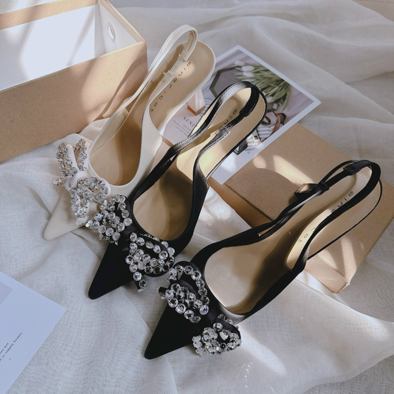 GÓT MŨI NHỌN NƠ ĐÁ 8P - GD817258