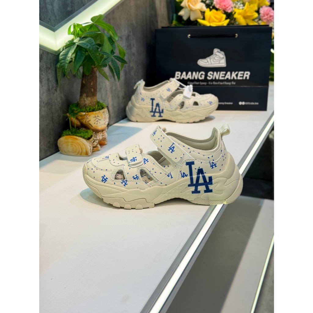 Dép sandal MLB big ball chunky mas newyork yankees, sục MLB chữ LA full quai dán, sandal rọ mẫu mới 