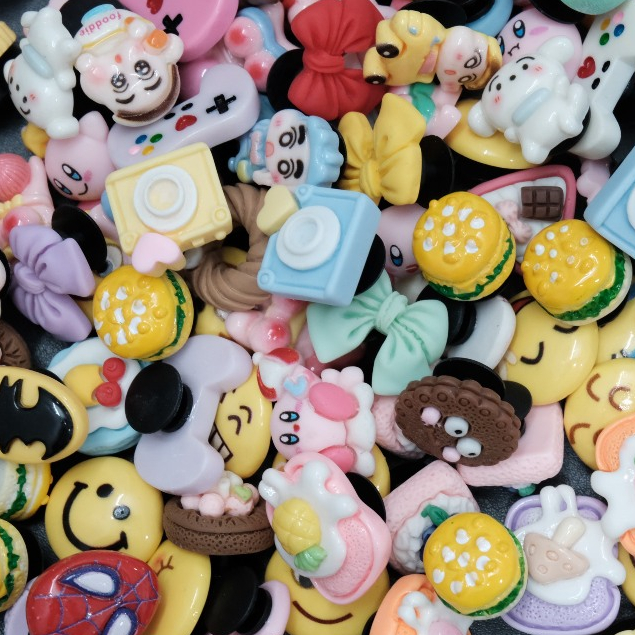 Jibitz crocs gắn dép có chân chỉ 2k/1sp