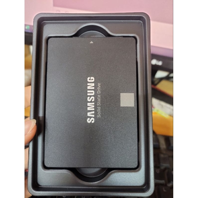 Ổ Cứng SSD Samsung 870 EVO 500GB / 850 Pro 1TB / X400 1TB / Kioxia 480Gb tại Shopbig1990