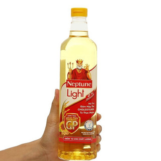 Dầu ăn Neptune Light chai 1L