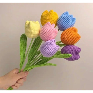 Hoa tulip len handmade