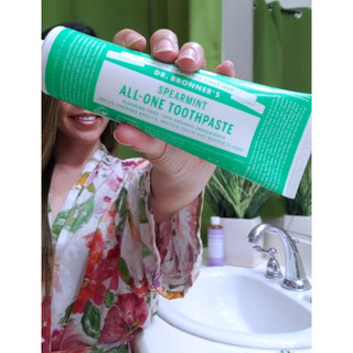 [BILL MỸ AIR] Kem Đánh Răng Hữu Cơ Mỹ Dr. Bronners Toothpaste 140g