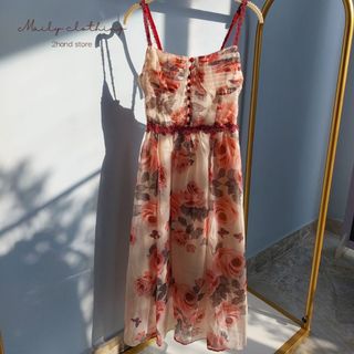 Đầm hoa 2 dây phong cách vintage