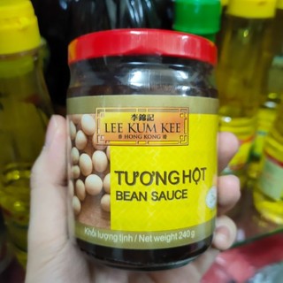 Tương hột lee kum kee hũ 240g