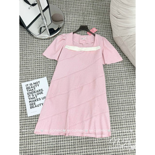 Váy cổ vuông đá nơ cổ sm